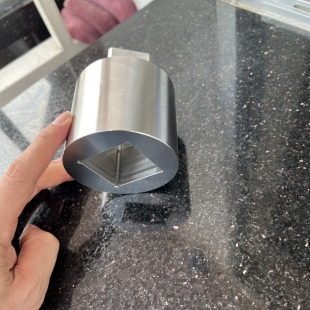 Gia công chốt van vật liệu inox 316L